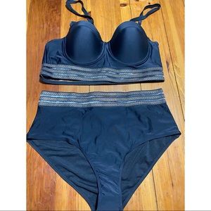 Women’s high rise bikini